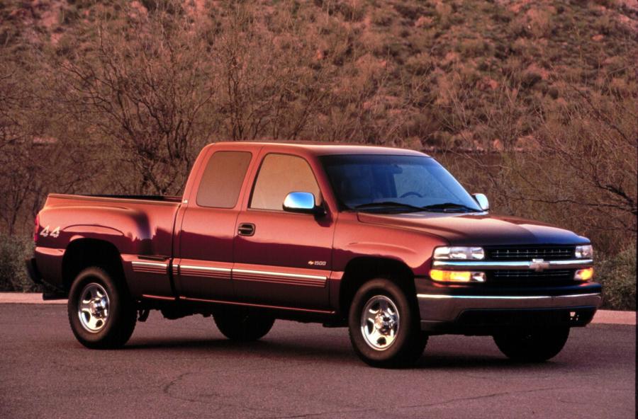  Chevrolet Silverado 1999 года  (фото 40 из 61)